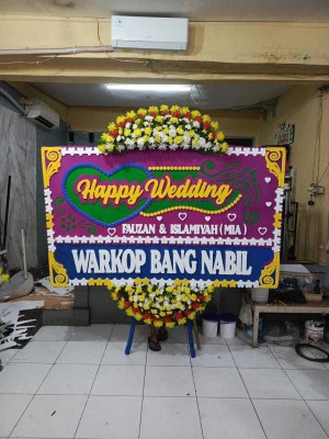 Papan Bunga di Rawa Barat